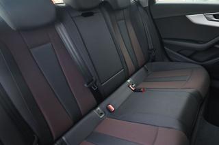 AUDI A4 usata, con Specchietti laterali elettrici