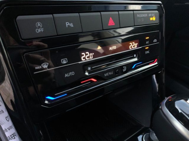 VOLKSWAGEN T-Cross usata, con Bracciolo