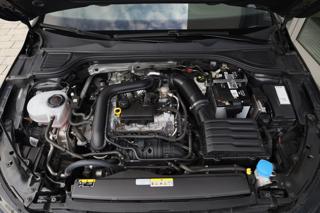 VOLKSWAGEN Golf usata, con Sistema di avviso di distanza
