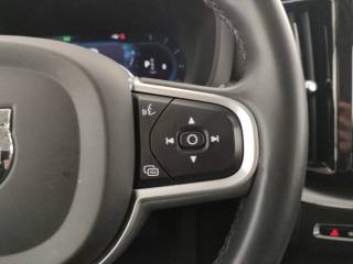 VOLVO XC60 usata, con Sedile posteriore sdoppiato
