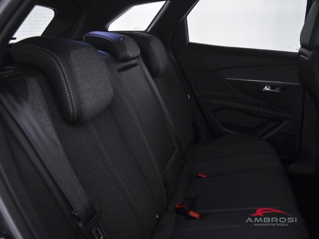 PEUGEOT 3008 usata 10