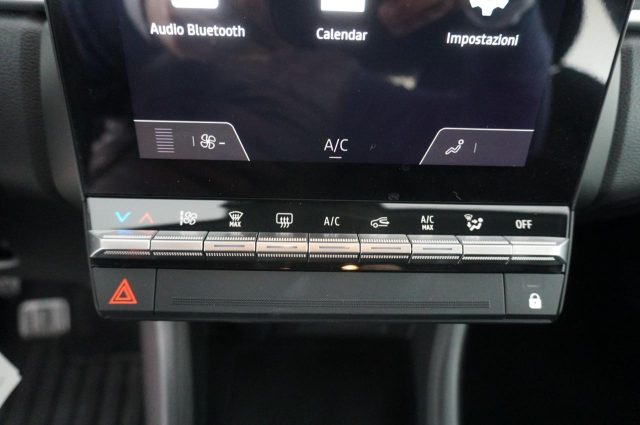 RENAULT Captur usata, con Volante multifunzione