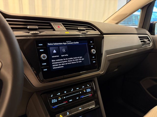 VOLKSWAGEN Touran usata, con Cruise Control