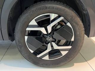 PEUGEOT 2008 usata, con Luci diurne LED