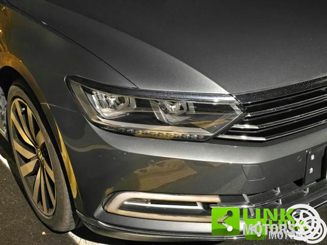 VOLKSWAGEN Passat usata 39
