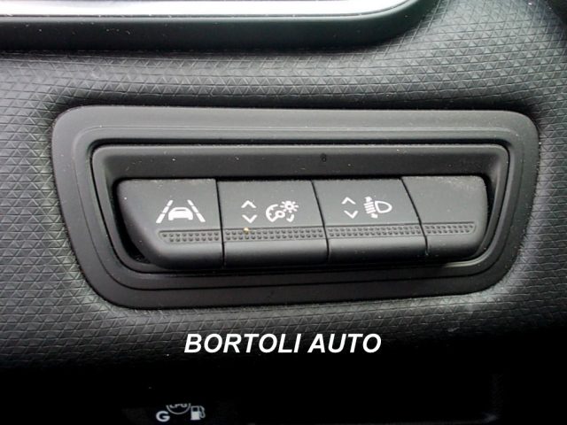 RENAULT Clio usata, con Volante multifunzione