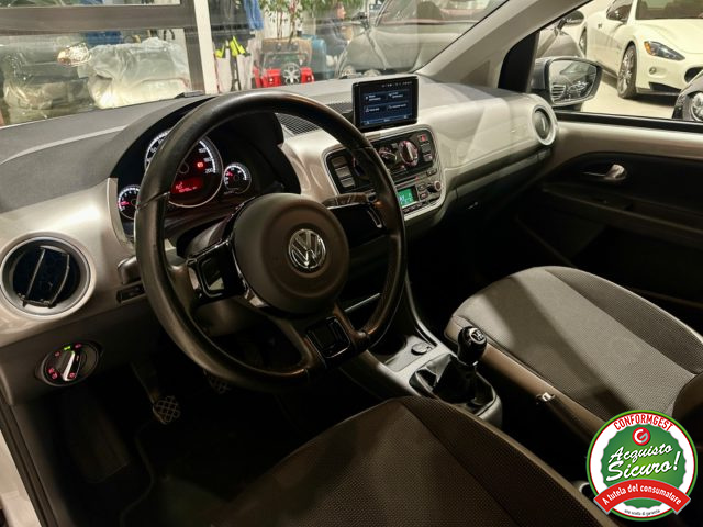 VOLKSWAGEN up! usata, con Cerchi in lega