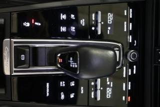 PORSCHE Cayenne usata, con Servosterzo