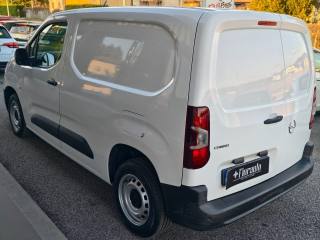 OPEL Combo usata, con Autoradio