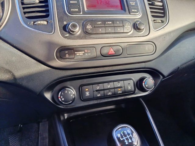 KIA Carens usata, con Autoradio