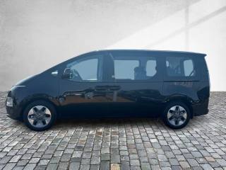 HYUNDAI Staria usata, con Airbag laterali