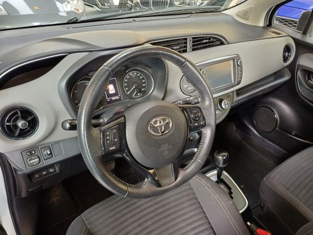 TOYOTA Yaris usata, con Cruise Control