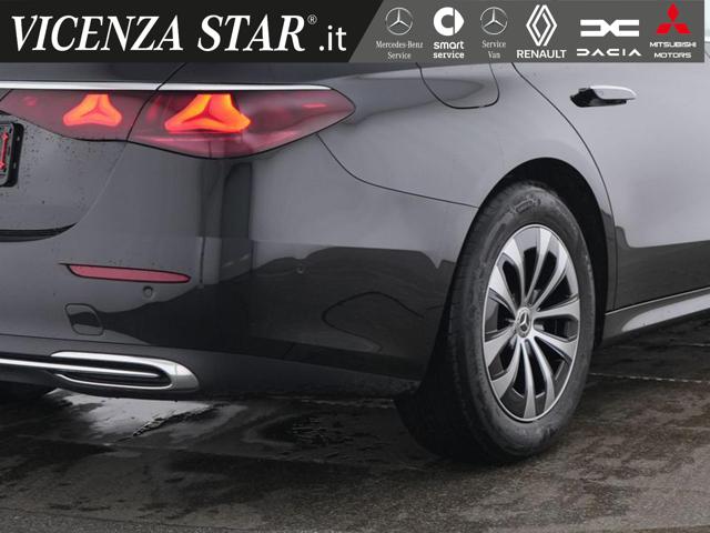 MERCEDES-BENZ E 220 usata, con Alzacristalli elettrici