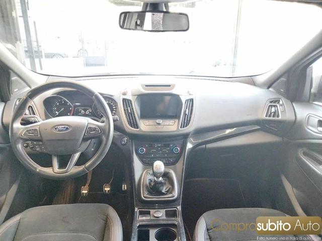 FORD Kuga usata, con Sistema di navigazione