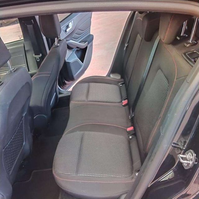 FORD Focus usata, con Park Distance Control