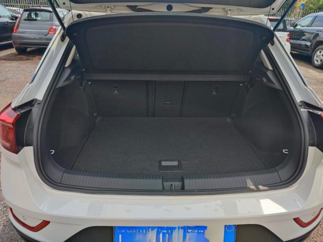 VOLKSWAGEN T-Roc usata, con Sistema di navigazione