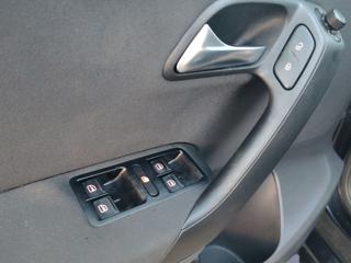 VOLKSWAGEN Polo usata, con Pneumatici estivi