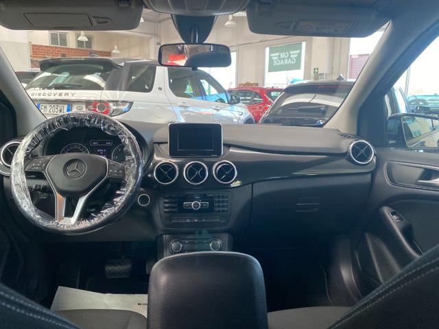 MERCEDES-BENZ B 180 usata, con Volante multifunzione