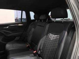 VOLKSWAGEN Tiguan usata, con USB