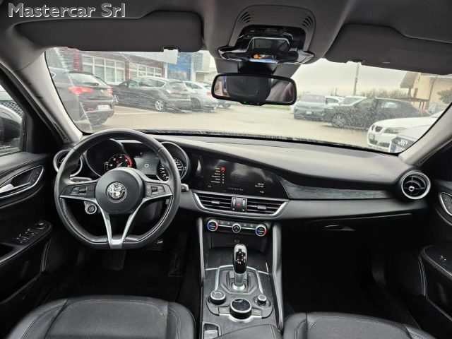 ALFA ROMEO Giulia usata, con Climatizzatore