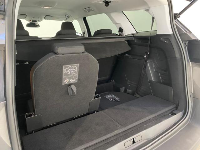 PEUGEOT 5008 usata, con Fendinebbia