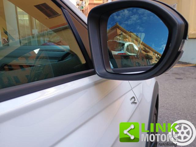 VOLKSWAGEN Taigo usata, con Airbag posteriore