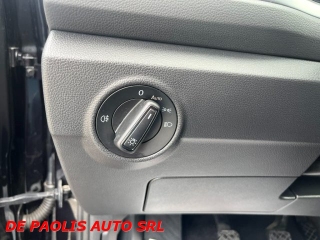VOLKSWAGEN T-Roc usata, con Controllo trazione