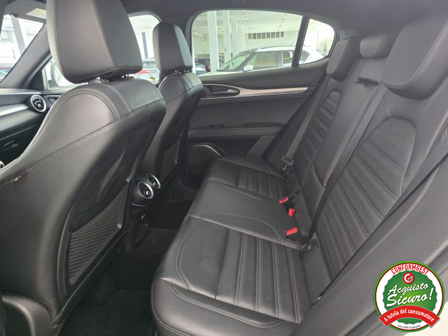 ALFA ROMEO Stelvio usata, con Sensore di luce