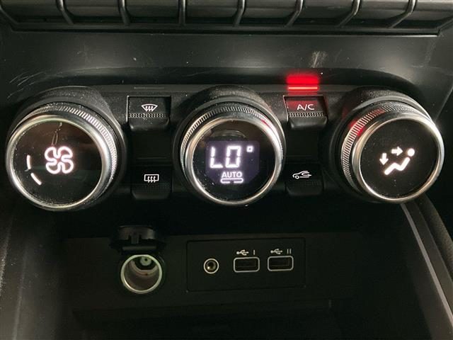 RENAULT Clio usata 23