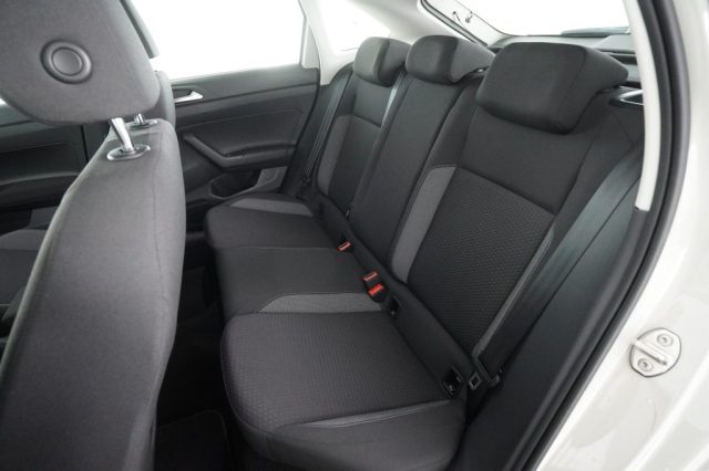 VOLKSWAGEN Taigo usata 3