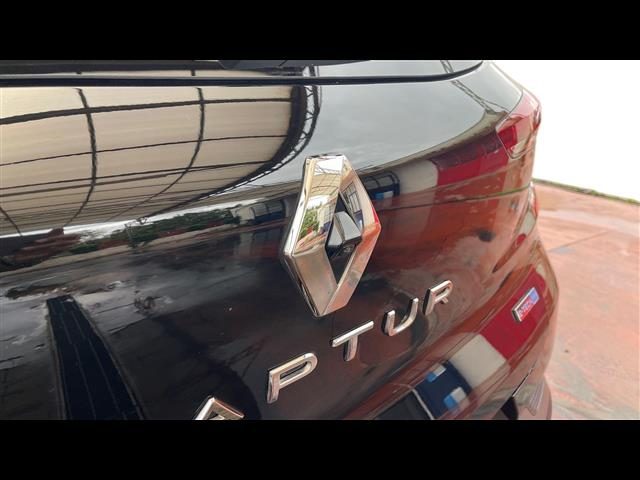 RENAULT Captur usata, con Fari LED