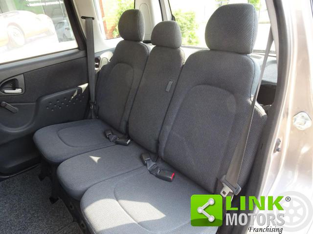 TOYOTA Yaris usata, con Chiusura centralizzata