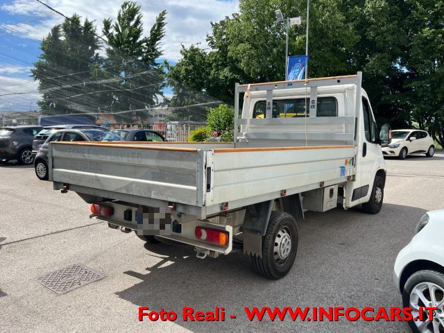 PEUGEOT Boxer usata, con Airbag