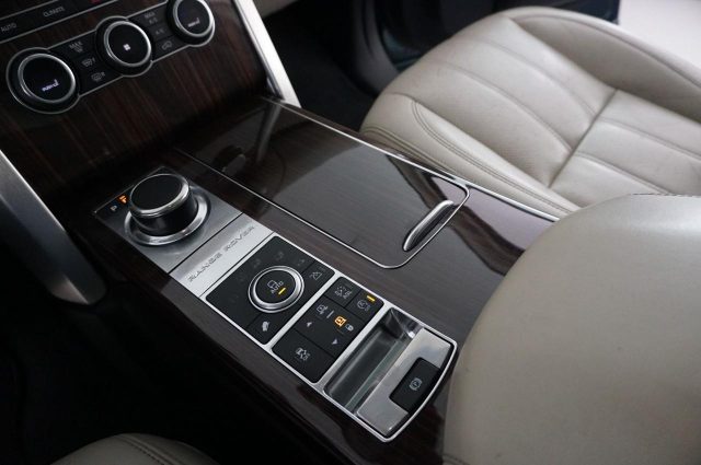 LAND ROVER Range Rover usata, con Portellone posteriore elettrico