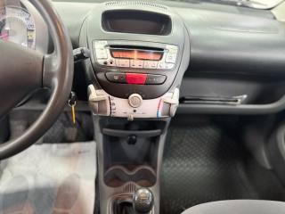 PEUGEOT 107 usata 14