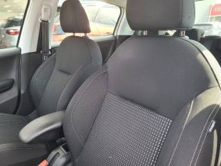 PEUGEOT 208 usata, con Sensore di pioggia