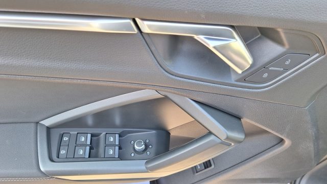AUDI Q3 usata, con Vetri oscurati