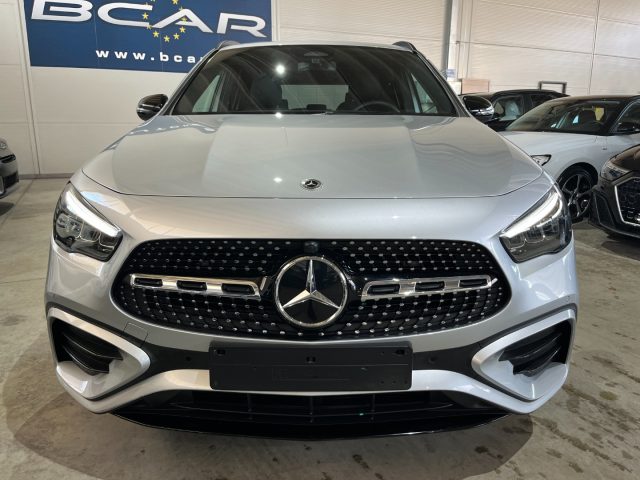 MERCEDES-BENZ GLA 200 usata, con Alzacristalli elettrici