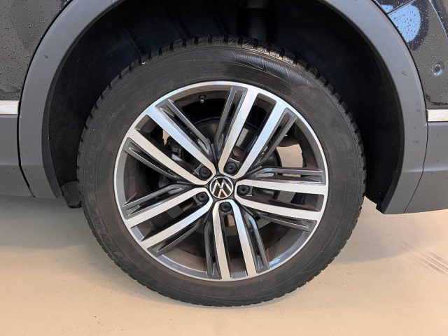 VOLKSWAGEN Tiguan Allspace usata, con Bracciolo