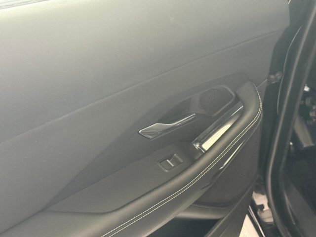 JAGUAR E-Pace usata, con Climatizzatore