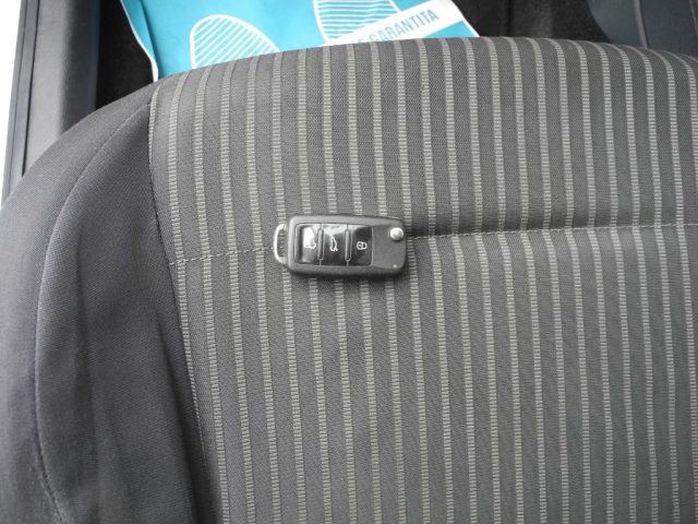 VOLKSWAGEN Polo usata, con Pneumatici quattro stagioni
