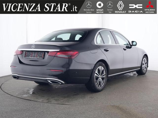 MERCEDES-BENZ E 200 usata, con Airbag Passeggero