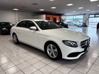MERCEDES-BENZ E 200 usata, con Airbag Passeggero