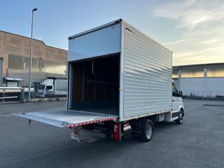 VOLKSWAGEN Crafter usata, con Airbag testa
