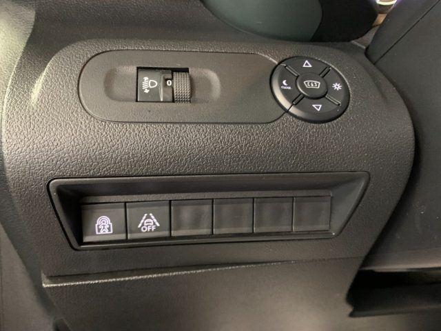 CITROEN Berlingo usata, con Sensori di parcheggio anteriori