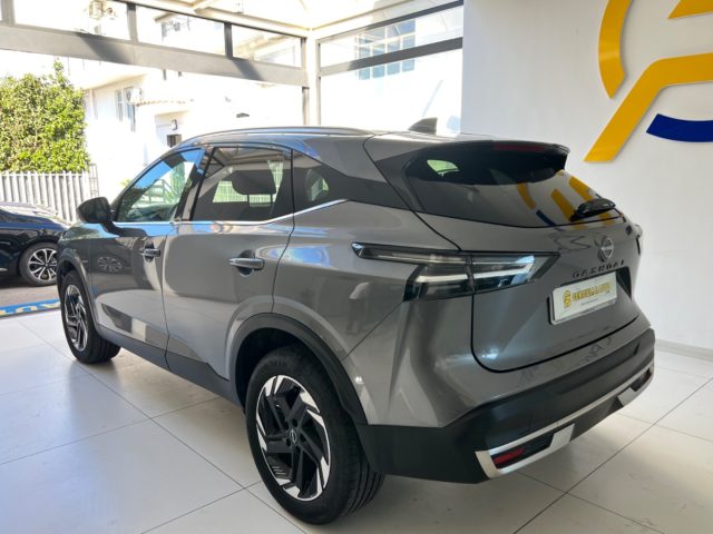 NISSAN Qashqai usata, con Boardcomputer