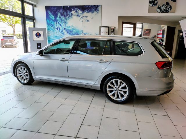 VOLKSWAGEN Passat Variant usata, con Airbag Passeggero