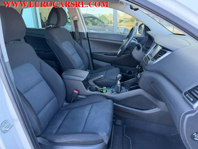 HYUNDAI Tucson usata 31