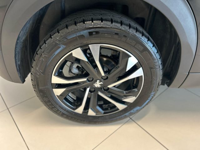 PEUGEOT 2008 usata, con Fari LED