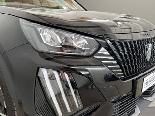 PEUGEOT 2008 usata, con Volante multifunzione